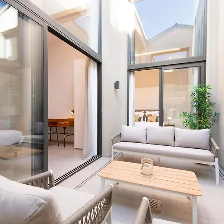 Juma - Moderne Penthouse In St Tropez *