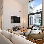 Juma - Moderne Penthouse In St Tropez