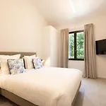 Juma - Moderne Penthouse In St Tropez דירה סן טרופז