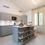 Juma - Moderne Penthouse In St Tropez דירה סן טרופז